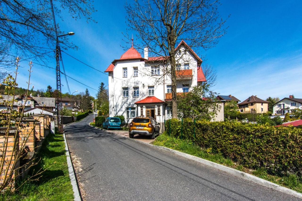 Apartamenty Izerskie - Ul. Wczasowa 8 Świeradów-Zdrój 外观 照片